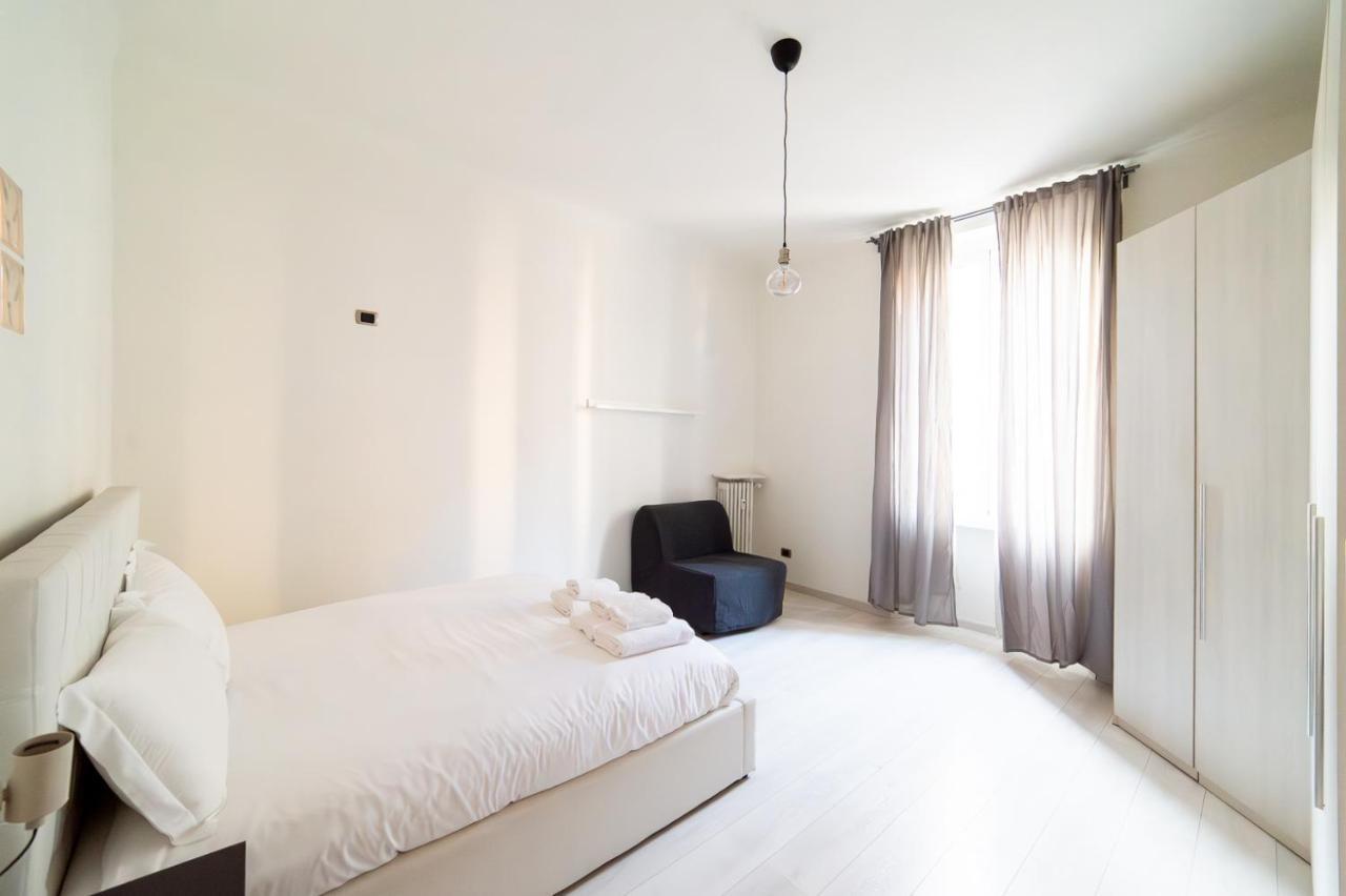 Hbhall Sempione Apartment Милано Екстериор снимка