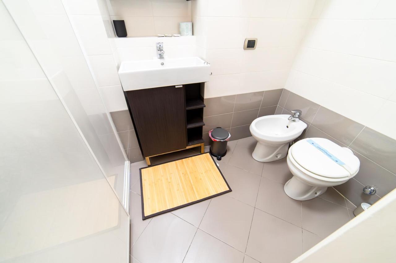 Hbhall Sempione Apartment Милано Екстериор снимка