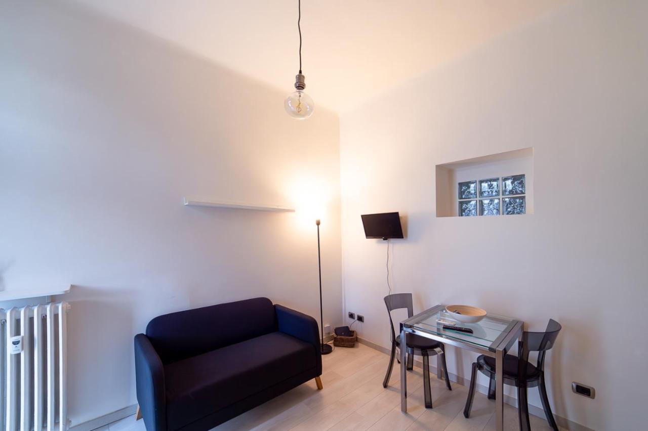Hbhall Sempione Apartment Милано Екстериор снимка
